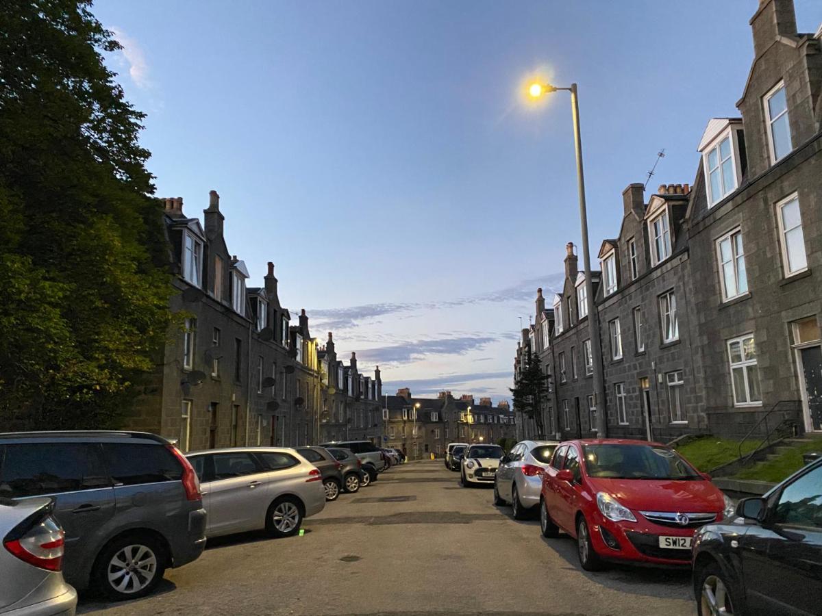 Old City Gem Flat Aberdeen Exterior foto